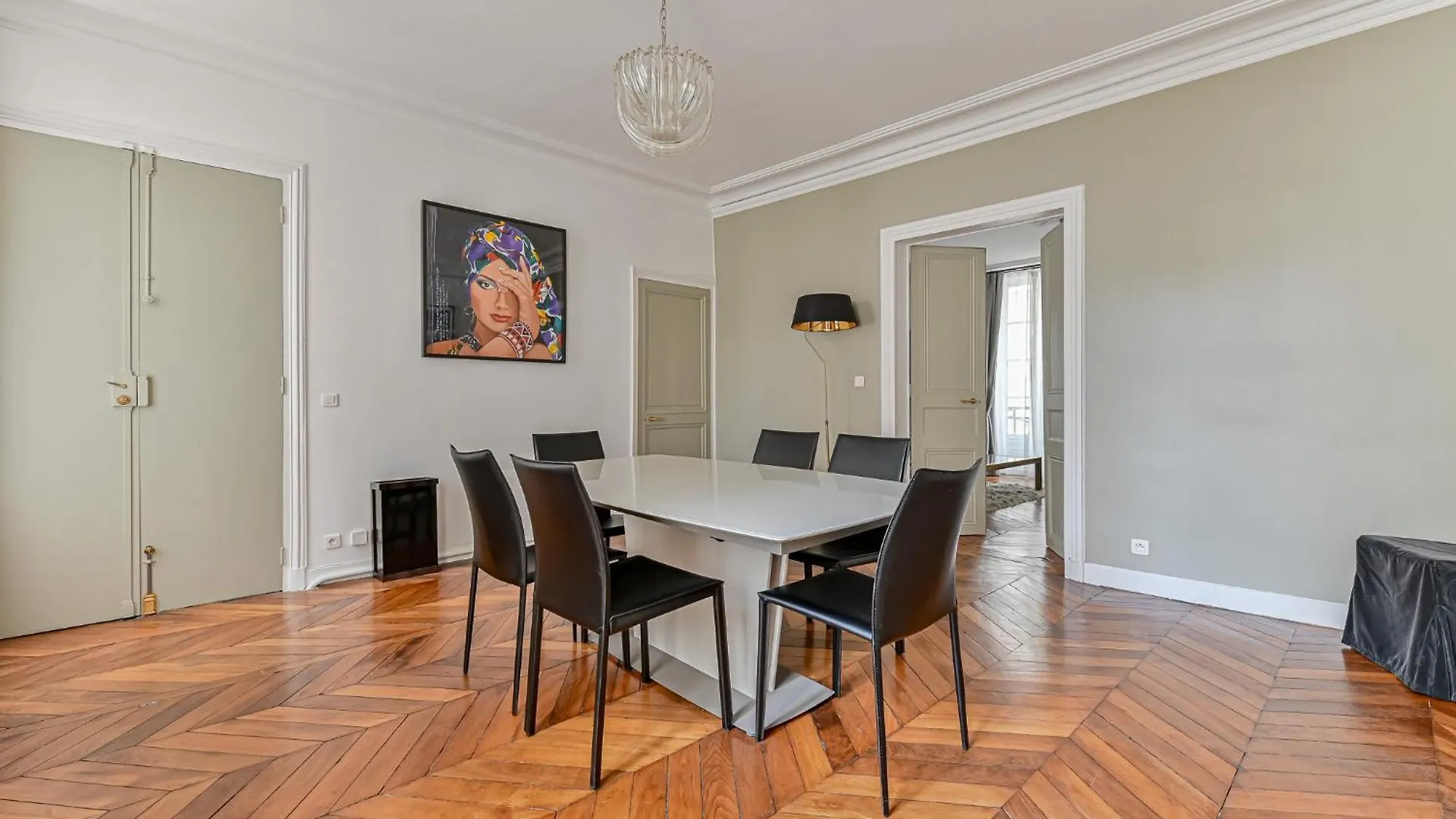De Luxe - Assemblee Nationale Paris